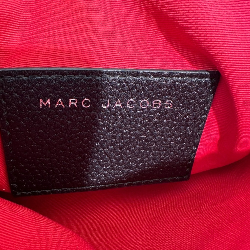 💯Authentic Marc Jacobs Black Crossbody Bag🍀 - Picture 7 of 17